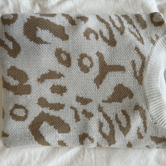 Oversized leopard print sweater S - Picture 6 of 6